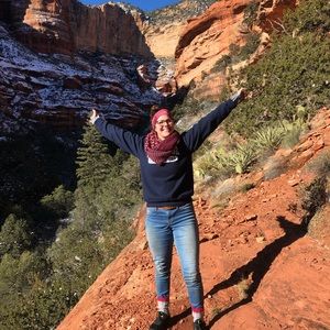 Meet your Posher, Casey